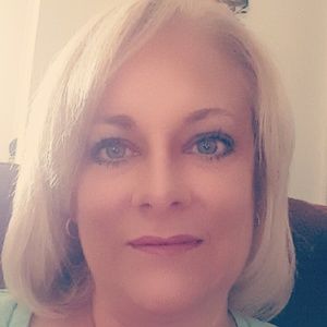 Meet your Posher, Lynn