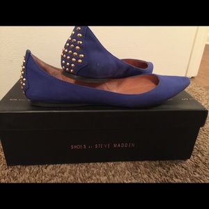 Pointy Toe Flats !Price is Firm!