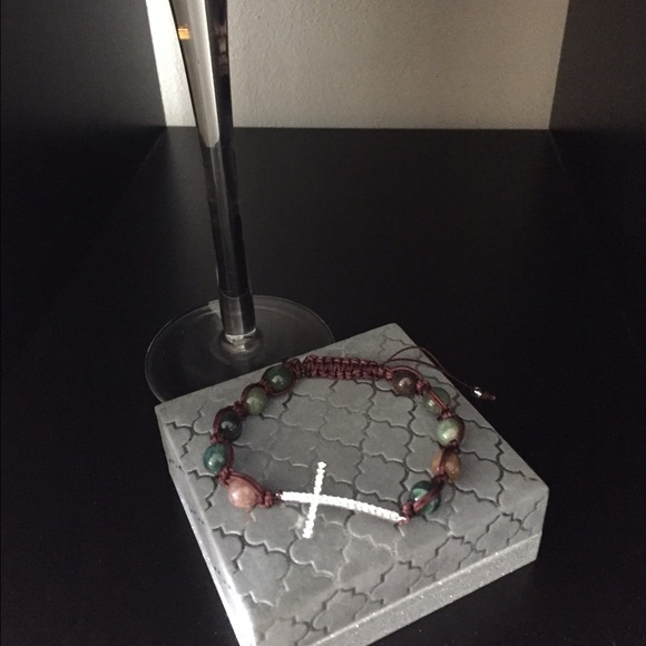 New-bracelet