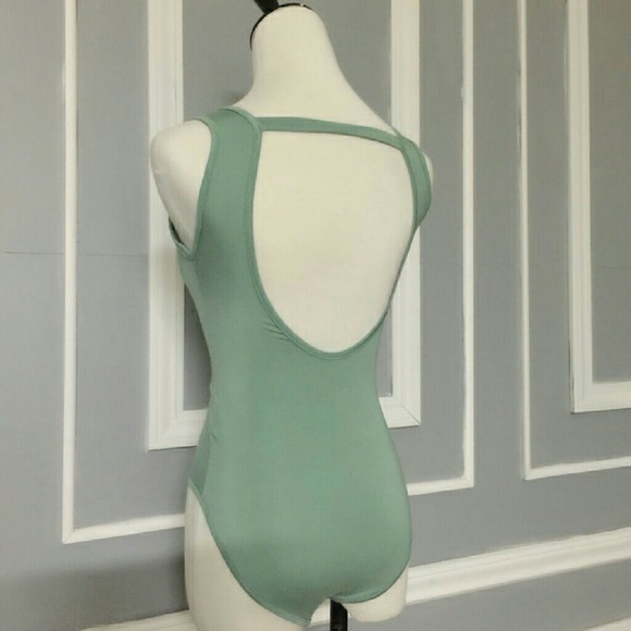 Final 1 SALE - Small ** BOHO Cutout Bodysuit - Picture 2 of 3
