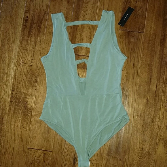 Final 1 SALE - Small ** BOHO Cutout Bodysuit - Picture 3 of 3