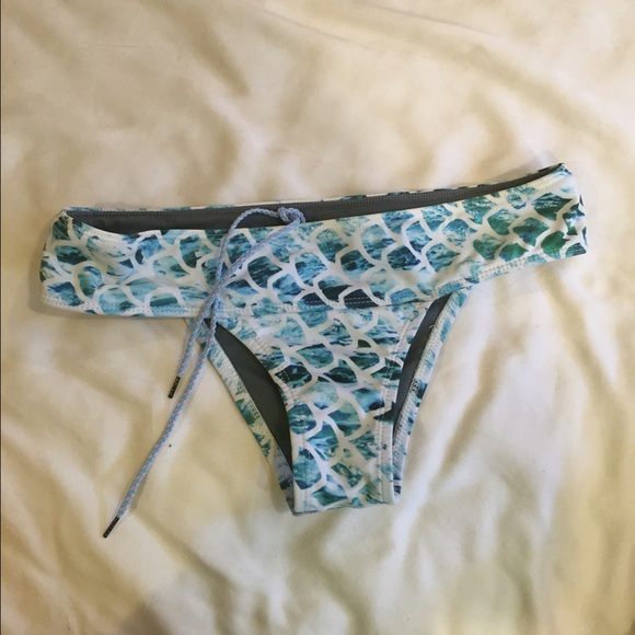 SOLD LIMITED EDITION Jolyn Bikini Bottoms