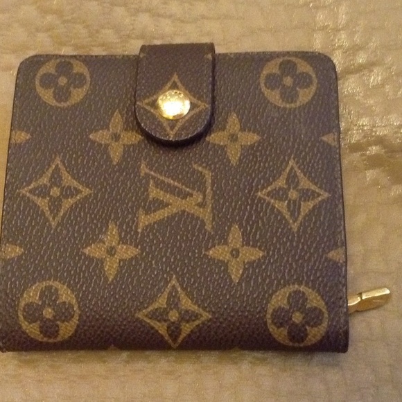 LOUIS VUITTON Wallet  validation# M59899.  Lovely