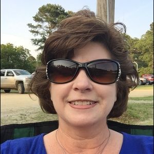 Meet your Posher, Cindy