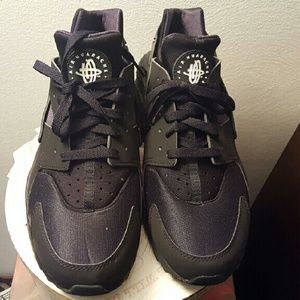 Nike Huarache Shoes