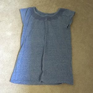 Kids lightly worn t shirt