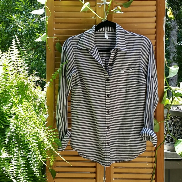 Rvca button down!