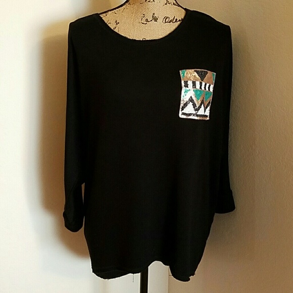 Nouvida Tops - Sequin Pocket Top!