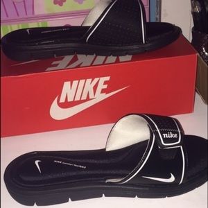 New Nike solorsoft thong slippers