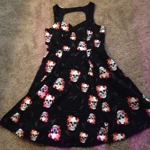 Floral and skull print dress!