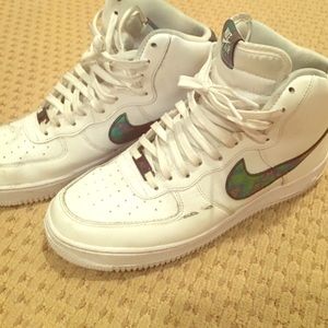 Nike airforce 1. Iridescent. size 10 men
