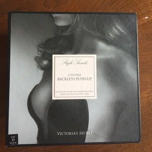 Vs sticky bra size large