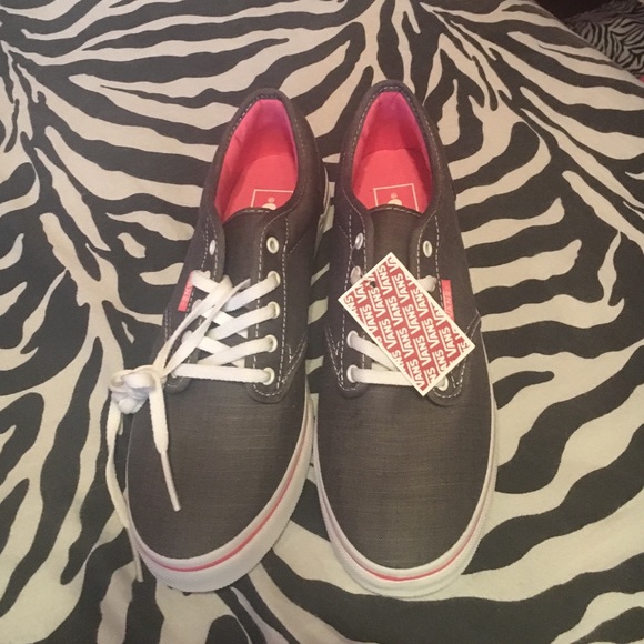 Gray & Pink Vans MAKE OFFERS.