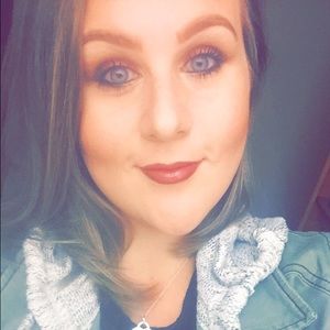 Meet your Posher, Tiffany