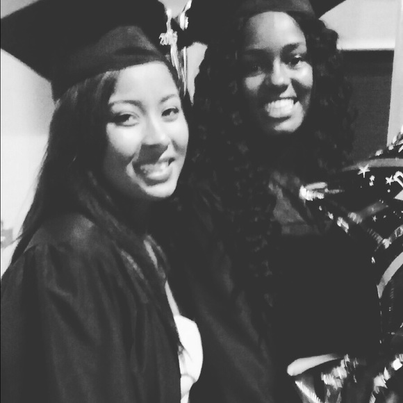 Meet your Posher, Britt - Picture 1 of 1