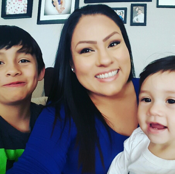 Meet your Posher, Cynthia (Welcome to My Closet) - Picture 2 of 4