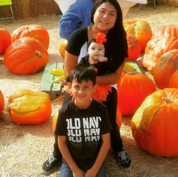 Meet your Posher, Cynthia (Welcome to My Closet) - Picture 3 of 4