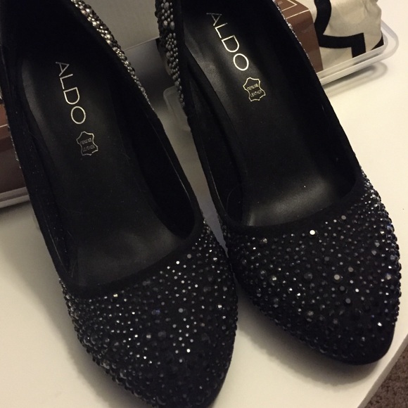 Aldo black pumps NEW in box