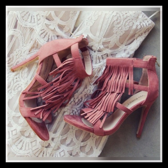 Boheme Blush Heels 💖❤️❤️💖 - Picture 2 of 2