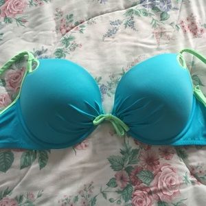 ‼️1DAYSALE‼️ victoria's Secret swim top 36DD