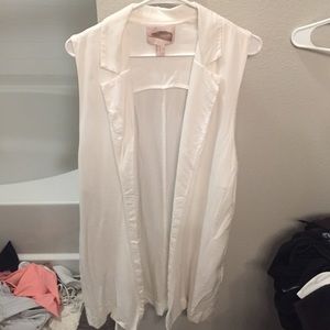 White, long cover up/blazer
