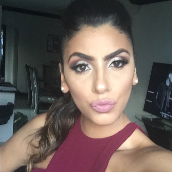 Meet your Posher, Linda