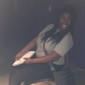 Meet your Posher, Antoinette