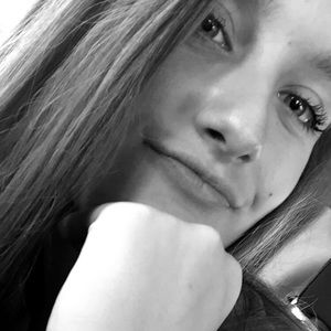 Meet your Posher, Brittney