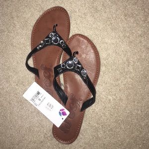 Reef black sandals with gems