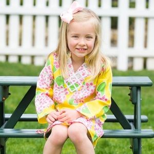 Little Ladies Centerpiece Tunic