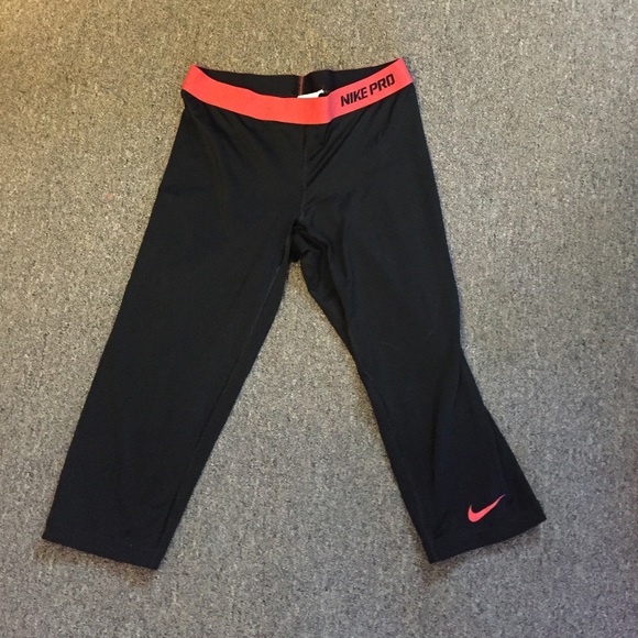 Nike workout Capri