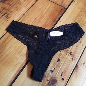 Black Victoria's Secret "Lacie" Thong!