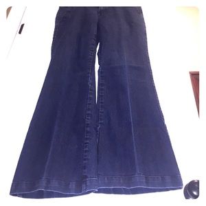 BANANA REPUBLIC flare👖 jeans.