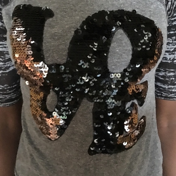 Top - Picture 3 of 4