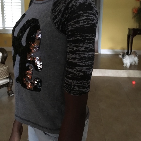 Top - Picture 4 of 4