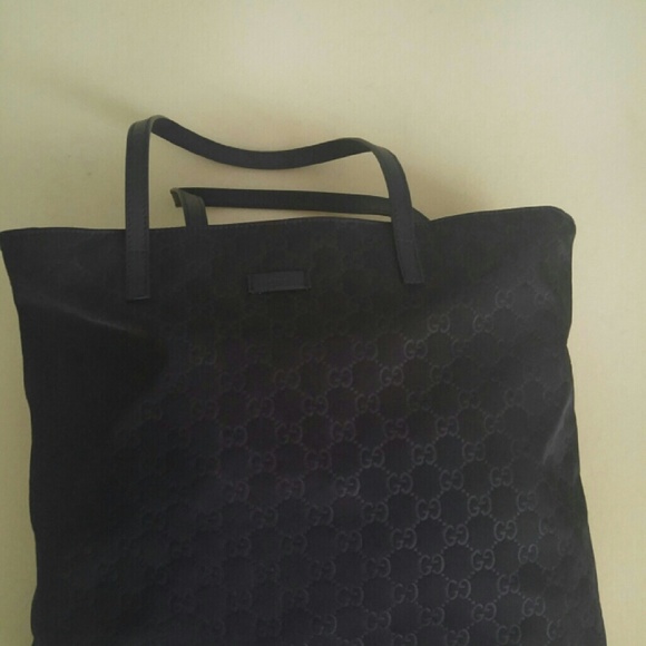 Brand New, never been used, genuine Gucci Tote Bag - Picture 2 of 4