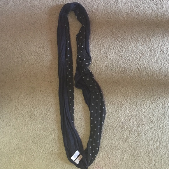 Loft scarf - Picture 3 of 4