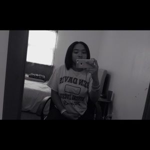 Meet your Posher, Deryana