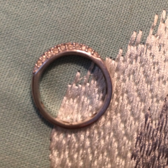 Ring - Picture 2 of 3