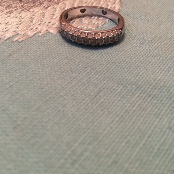 Ring - Picture 3 of 3