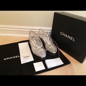 👏🏻👏🏻SOLD OUT ON TRADESY🎀Chanel Lace Up PVC