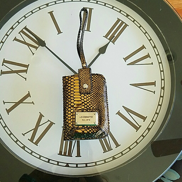 NWOT Liz Clairborne wallet