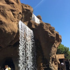 Meet your Posher, Daniela