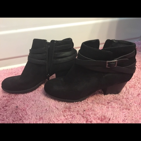 Black Suede Boots - Picture 4 of 4