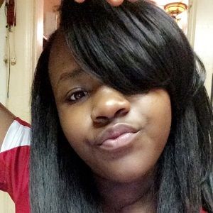 Meet your Posher, Amari