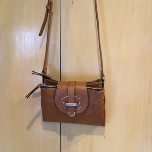 🌷Nine West Cross Body Bag