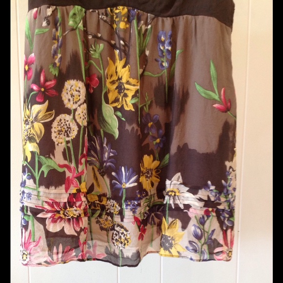 ***RARE*** BCBG MAXAZRIA 100% Silk Camisole - Picture 3 of 4