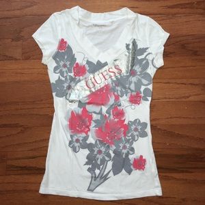 Women's Guess tshirt