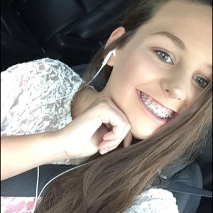 Meet your Posher, Rebecca