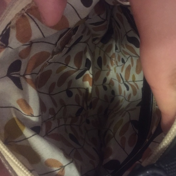 Cross body - Picture 3 of 4